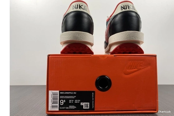 LD sacai Nike DJ4877-300 Undercover Red University Waffle 0312